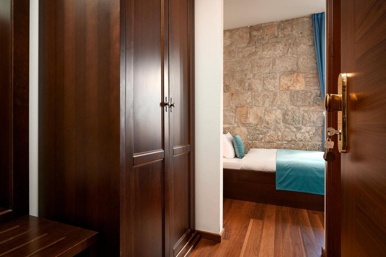 Stara Olea Bed & Breakfast Сплит Екстериор снимка