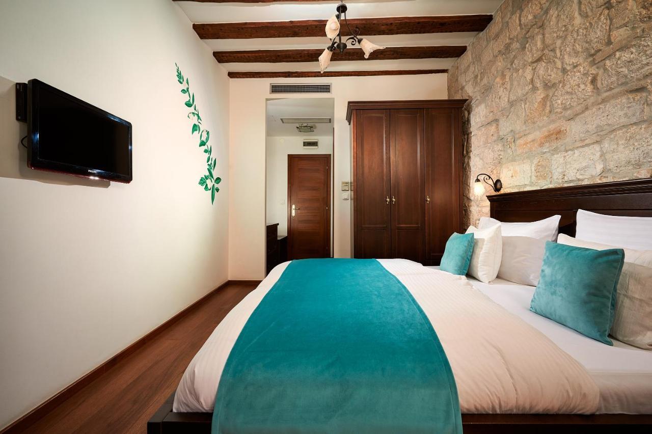 Stara Olea Bed & Breakfast Сплит Екстериор снимка