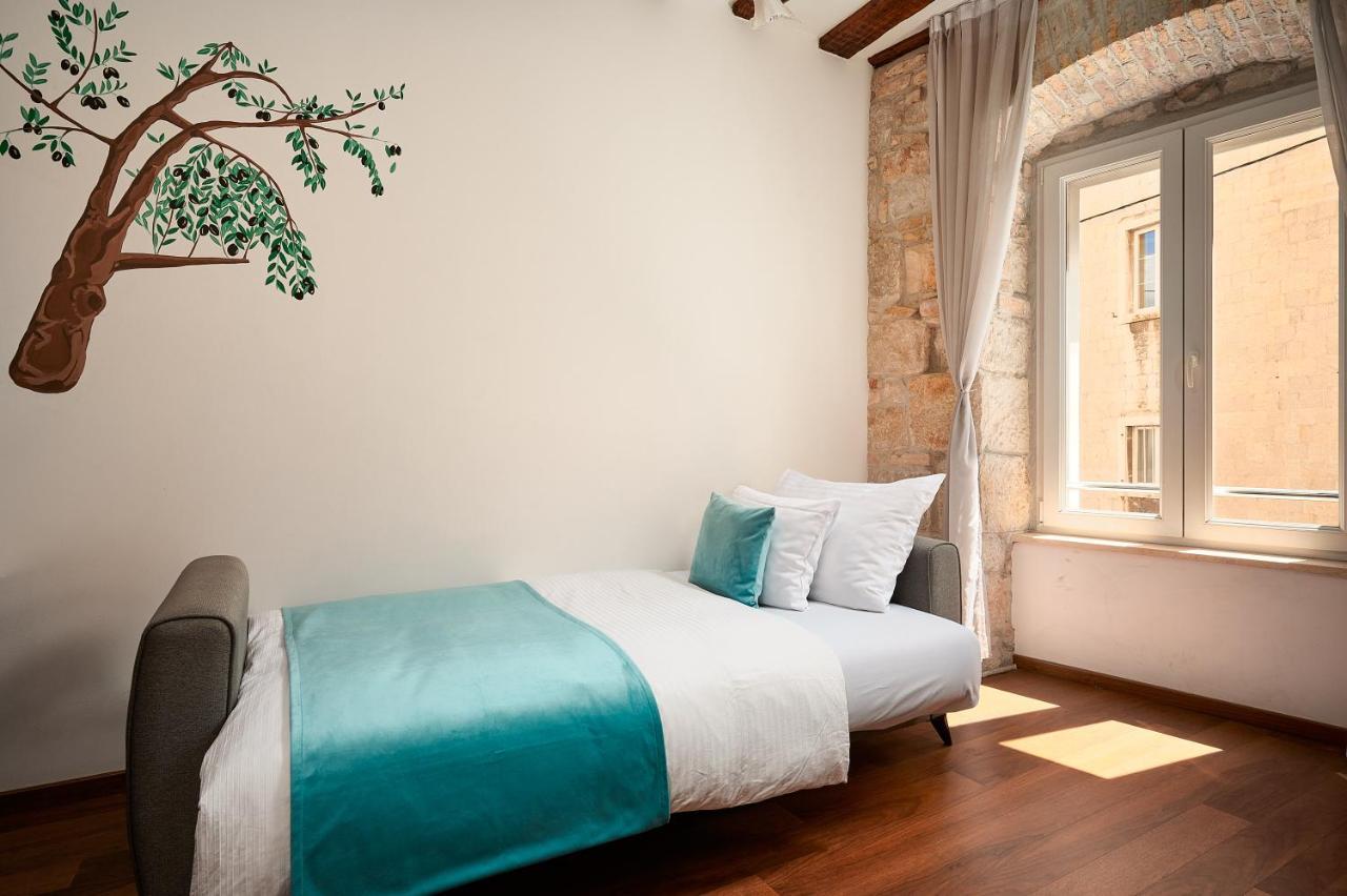 Stara Olea Bed & Breakfast Сплит Екстериор снимка